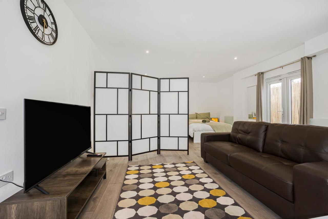 London Haven At Rutland House Apartment Ilford Ngoại thất bức ảnh