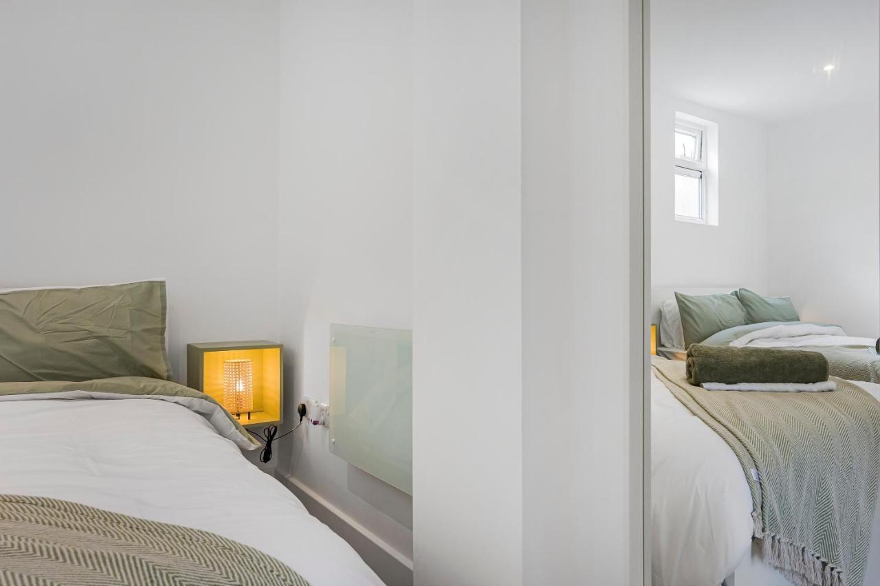 London Haven At Rutland House Apartment Ilford Ngoại thất bức ảnh